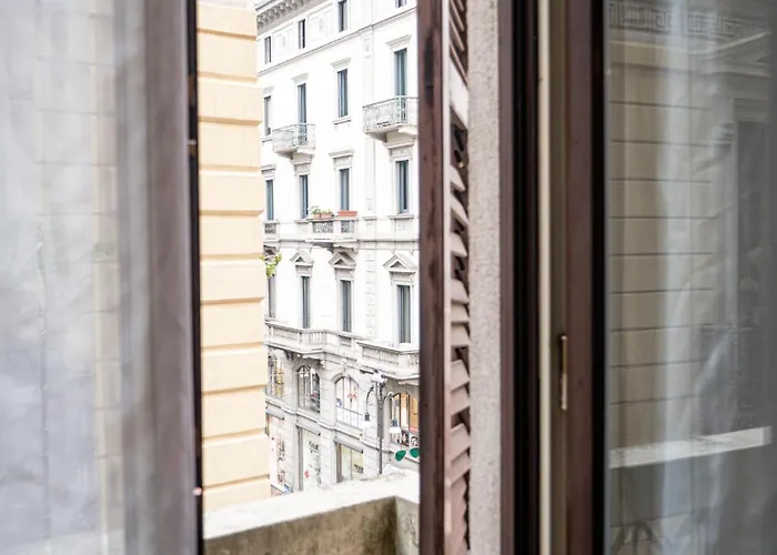 Superhouse Piazza Duomo Area Apartment